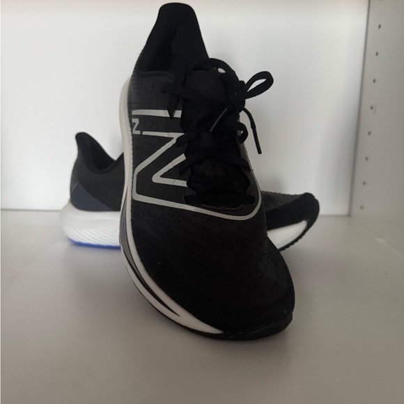New Balance Shoes - New Balance Women’s sneakers